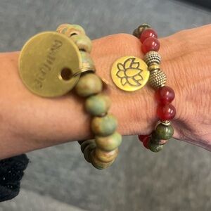 Lotus flower stretch bracelet set